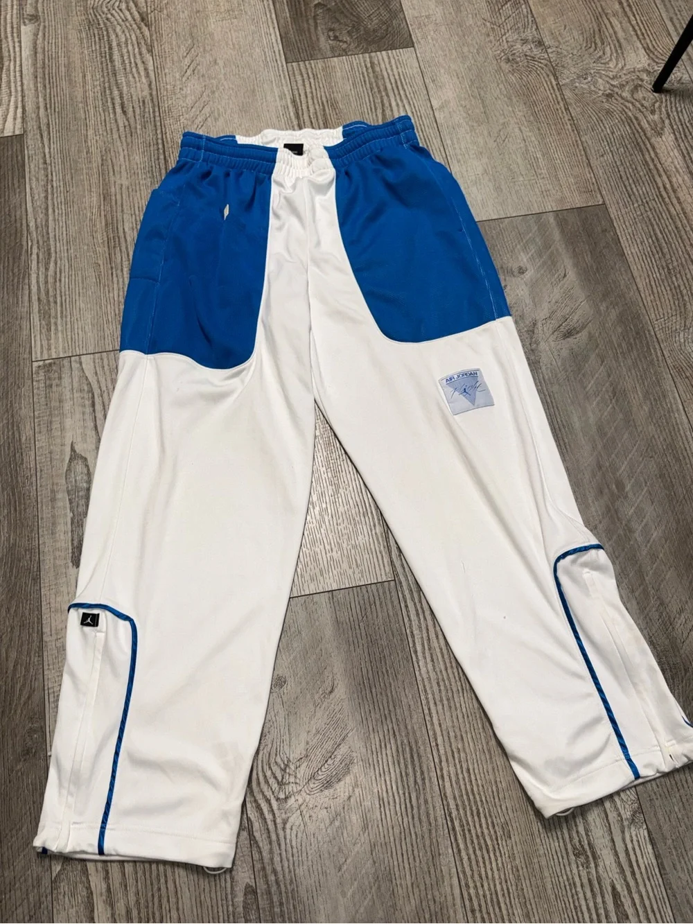 Vintage 90s Air Jordan white blue basketball pants joggers